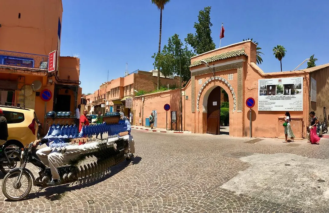Riad White Flowers-1